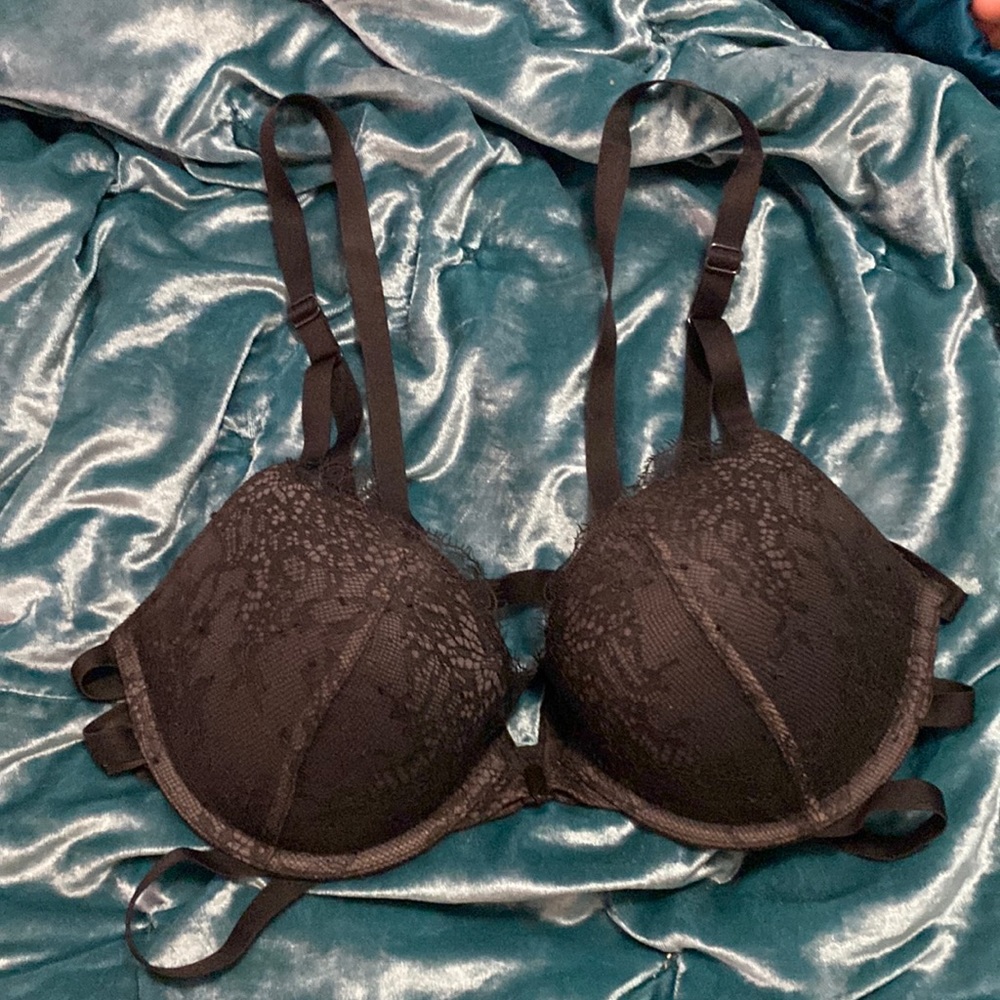 Victoria’s Secret strappy bra